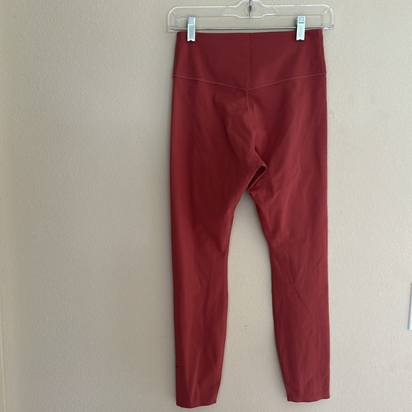 ⬇️PRICE DROP⬇️ Nike Dri-Fit Leggings Dusty Rose Size M NWOT NEVER WORN - Picture 5 of 6